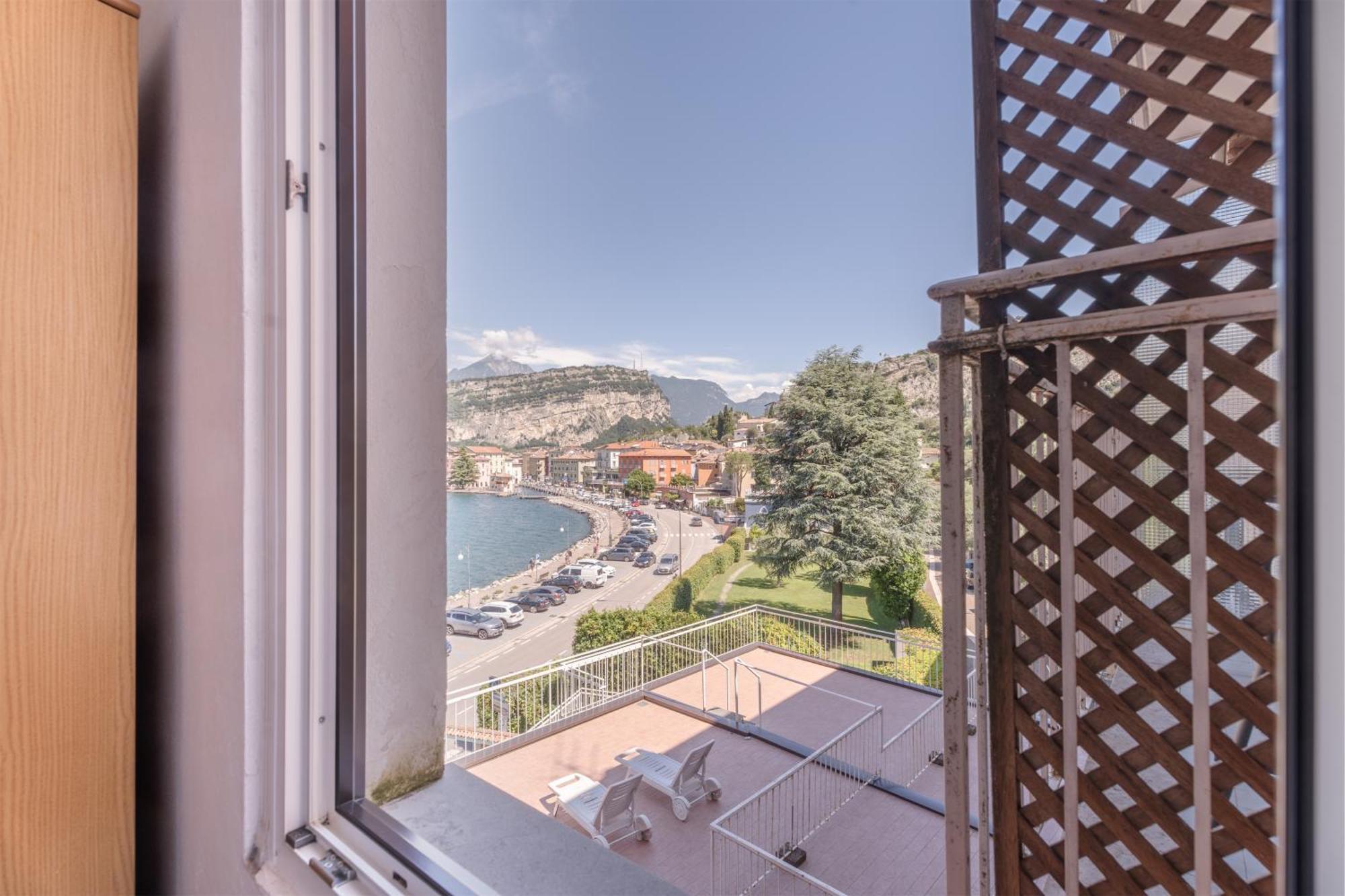Lake Hotel Ifigenia Torbole Sul Garda Luaran gambar